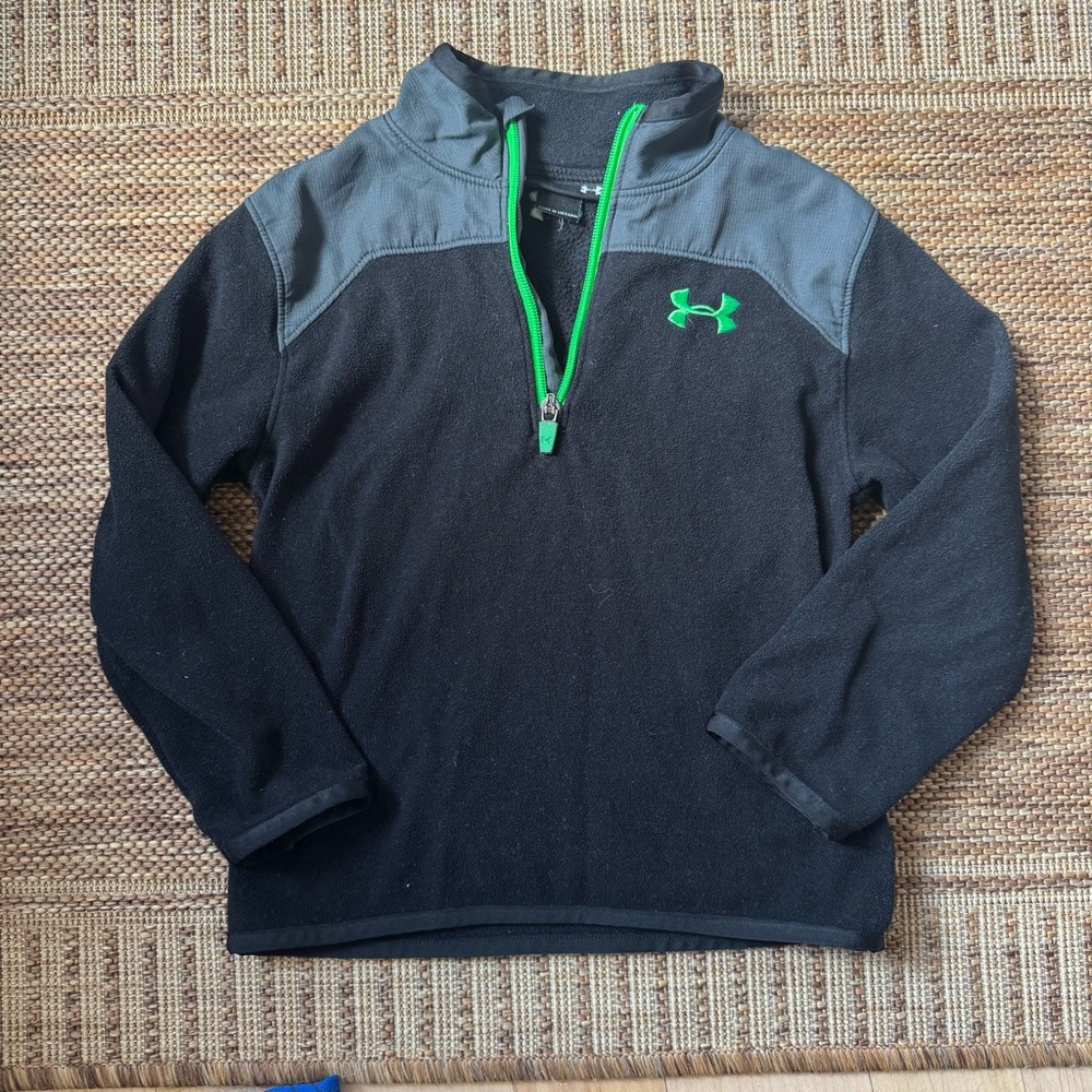 Under Armour 4t Kids Black and Green Jacket half zip VGUC Black and Green